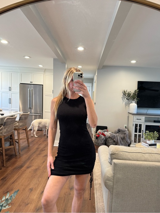 Lioness Dresses & Skirts - Lioness Dress Small